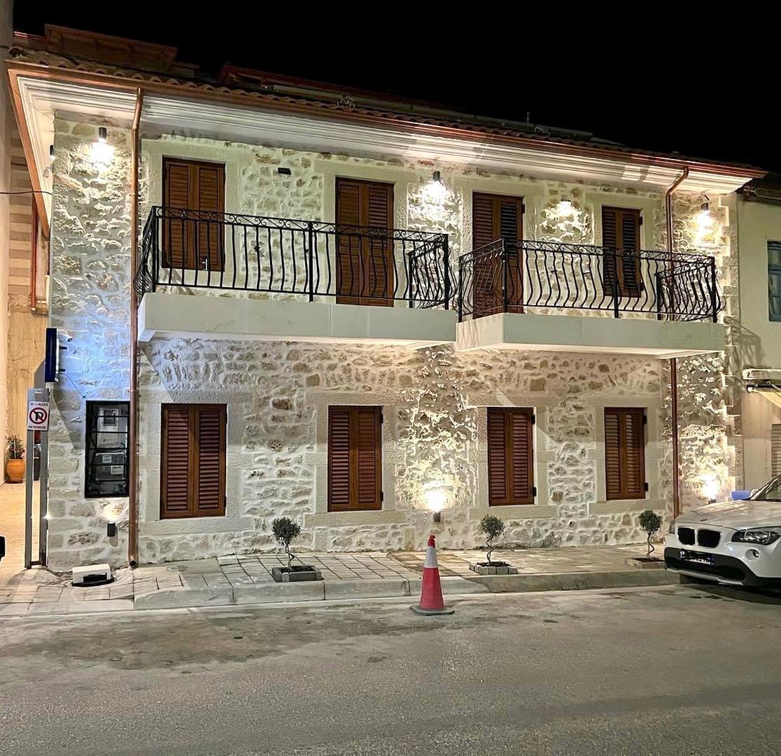 Elpis Guest House Himara Kültér fotó