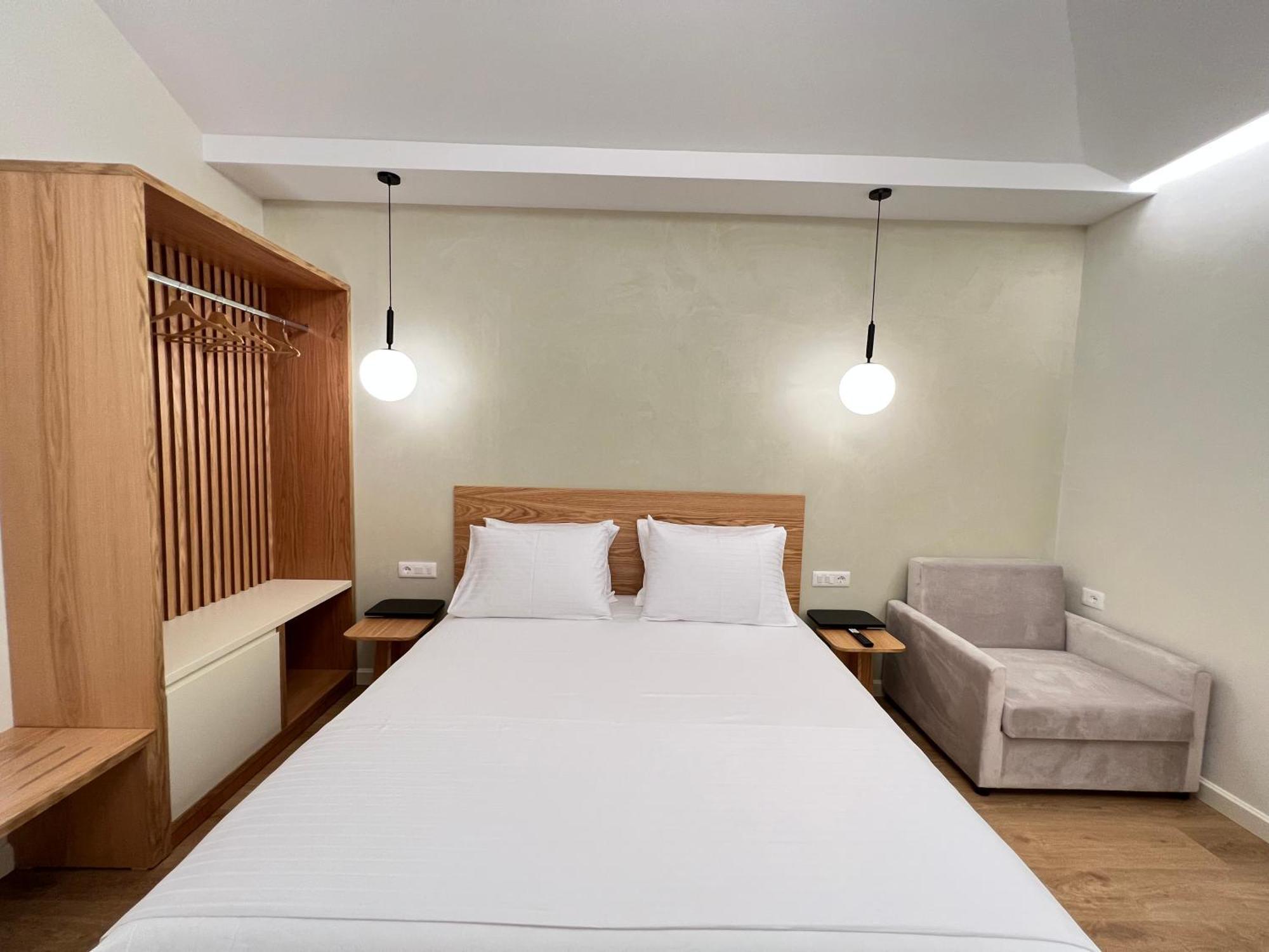 Elpis Guest House Himara Kültér fotó