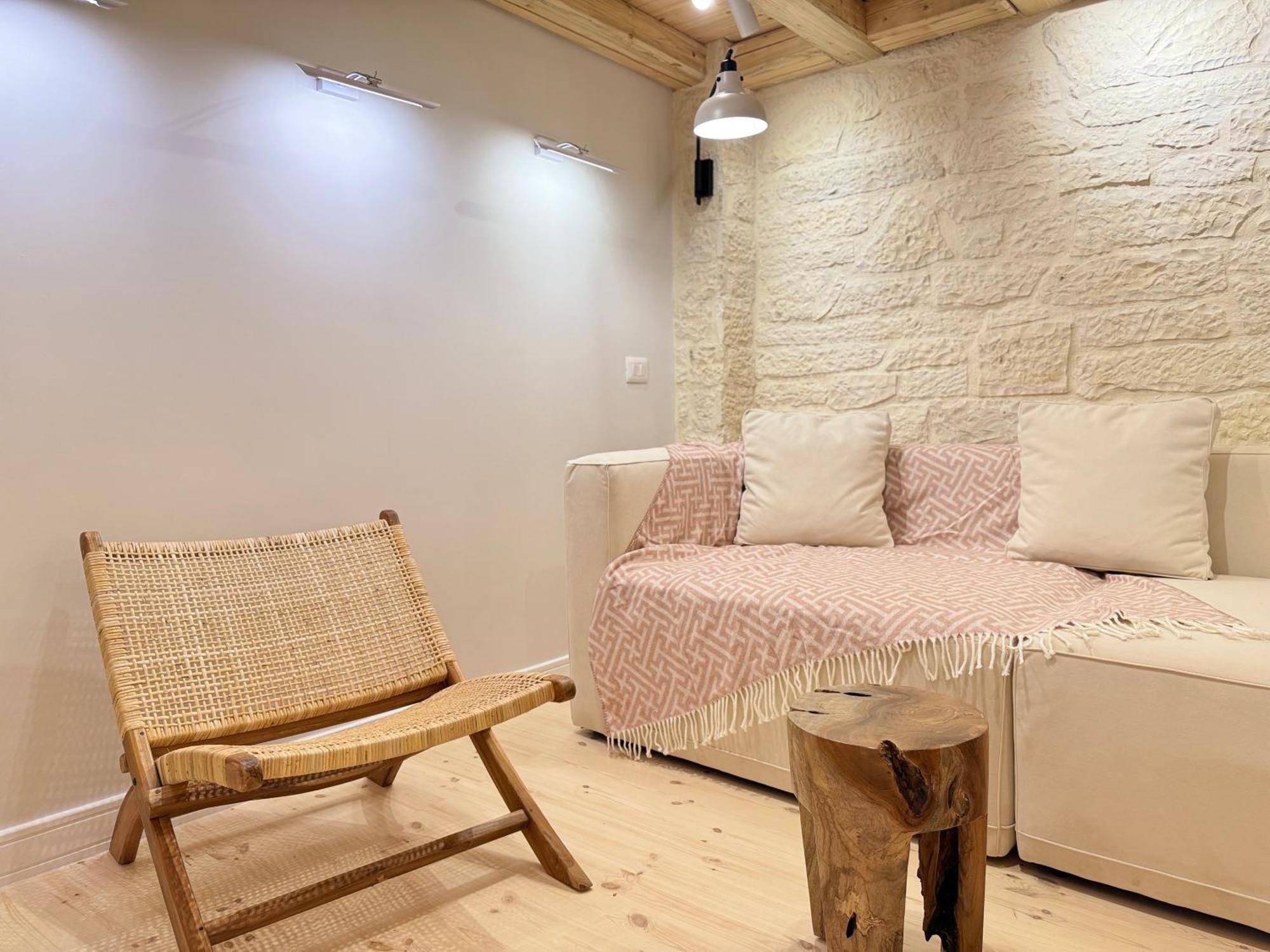Elpis Guest House Himara Kültér fotó