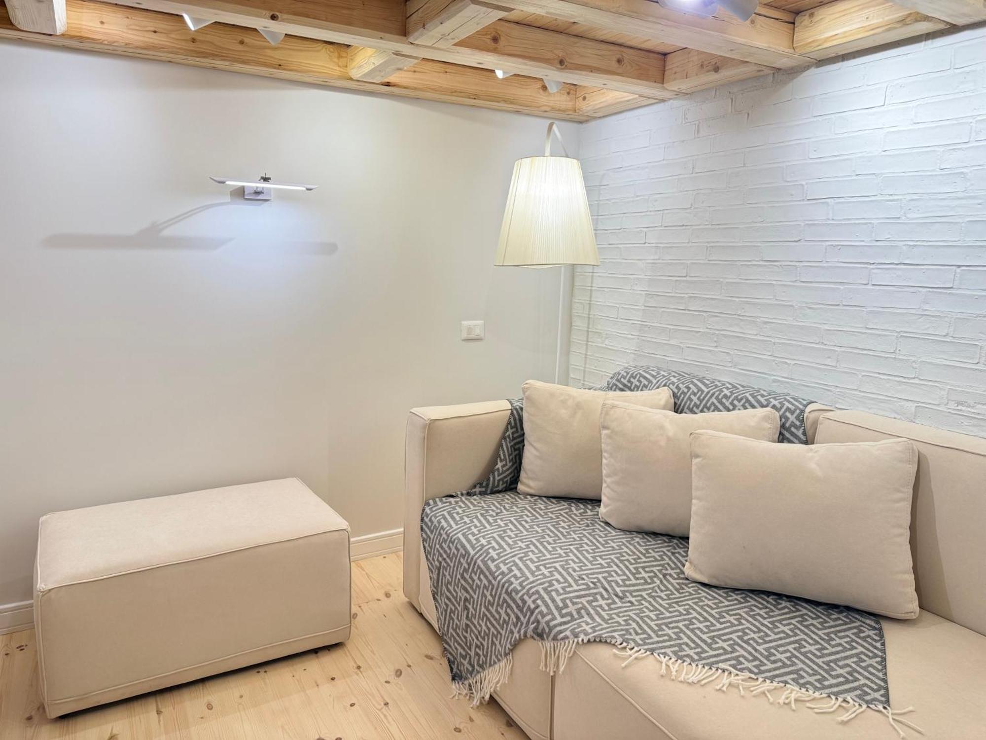 Elpis Guest House Himara Kültér fotó